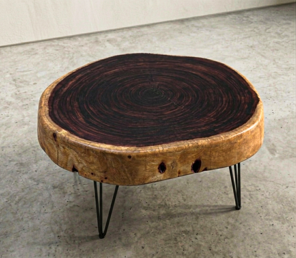 Arvino Center Table